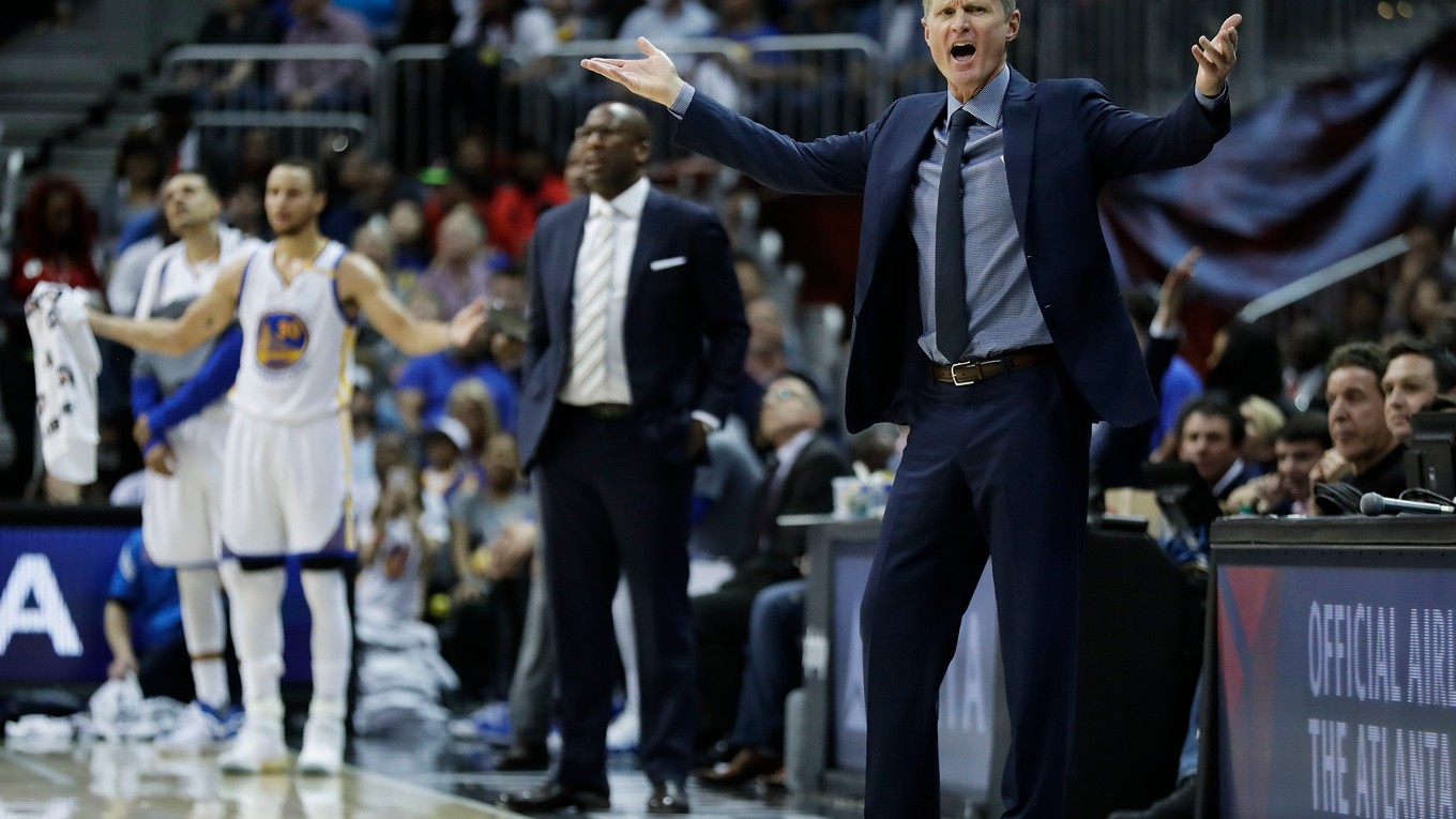 Steve Kerr (v popredí).