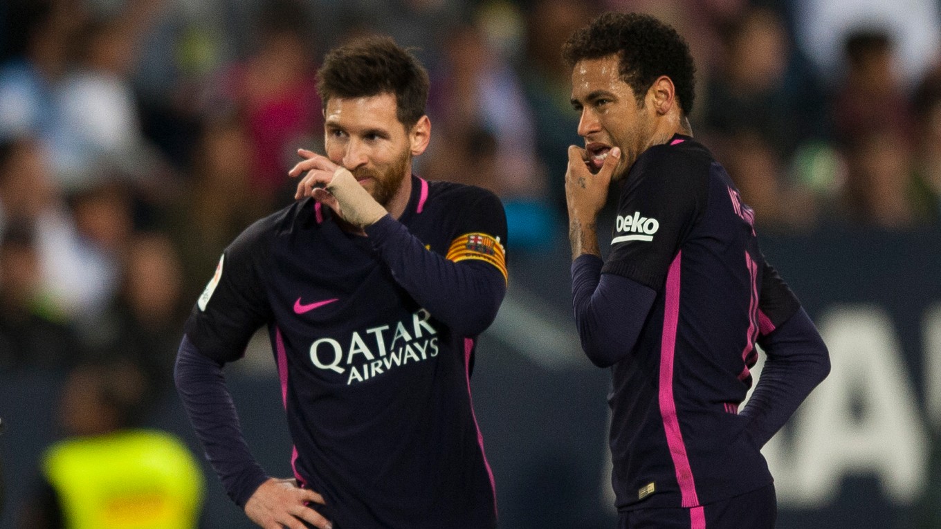 Neymar (vpravo) ešte v drese FC Barcelona.