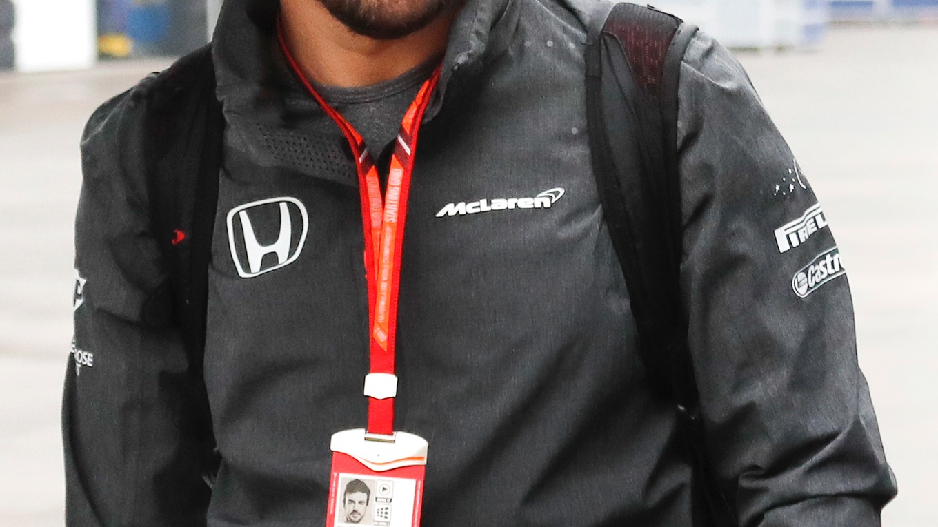 Fernando Alonso počas víkendu v Číne.