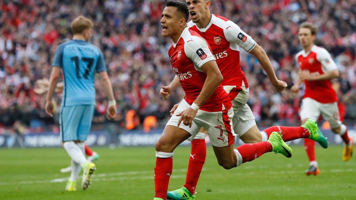 Semifinále rozhodol Alexis Sanchez.