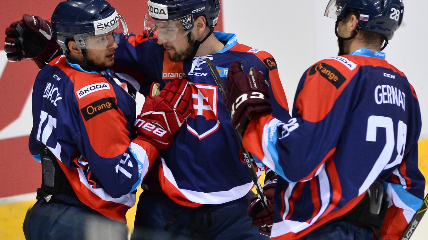 Slovenskú hokejovú reprezentáciu čaká generálka na májové majstrovstvá sveta.