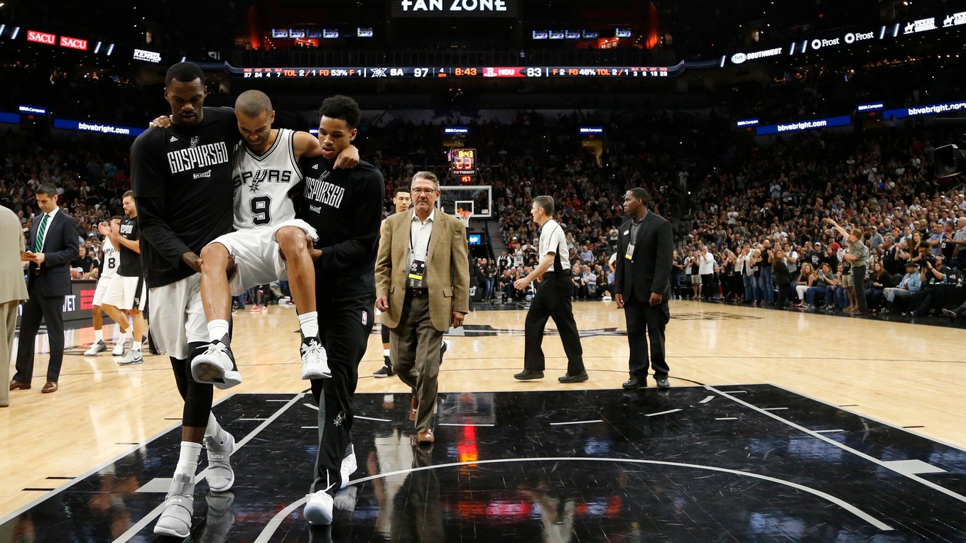  Basketbalisti San Antonia Spurs sa do konca play off zámorskej NBA musia zaobísť bez svojho rozohrávača Tonyho Parkera.