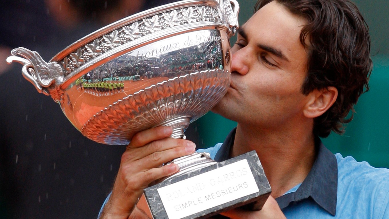 Roger Federer ovládol Roland Garros počas kariéry jediný raz - v roku 2009. Tento rok ďalší titul určite nepridá.