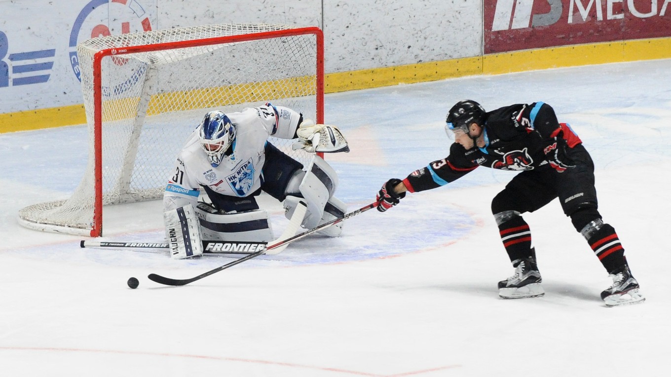 Michal Valent patril počas majstrovskej sezóny k oporám Nitry.