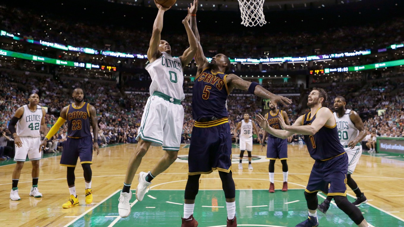 Basketbalisti Clevelandu sú v play-off 2017 akoby nezastaviteľní.