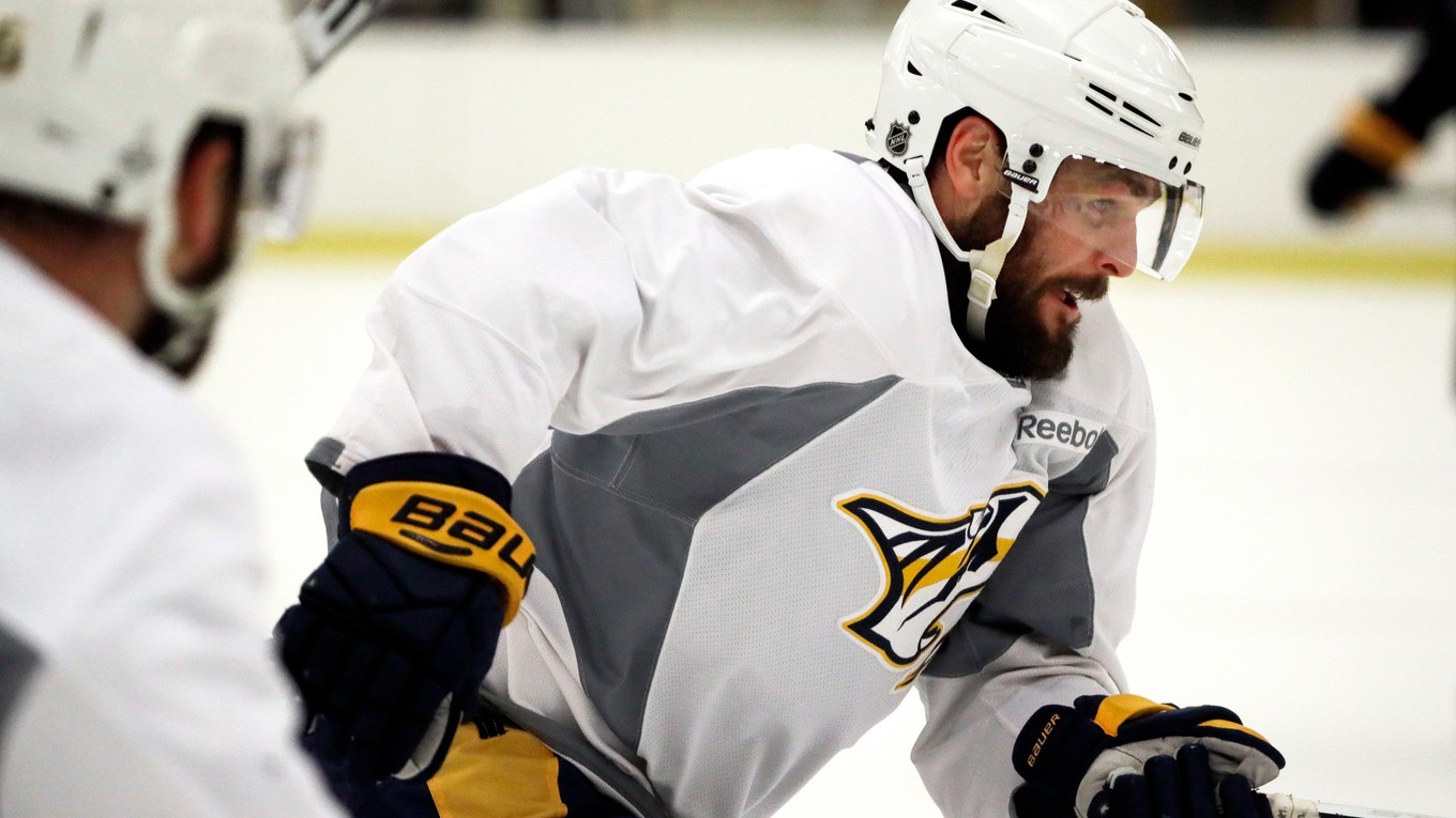 Mike Fisher počas tréningu.