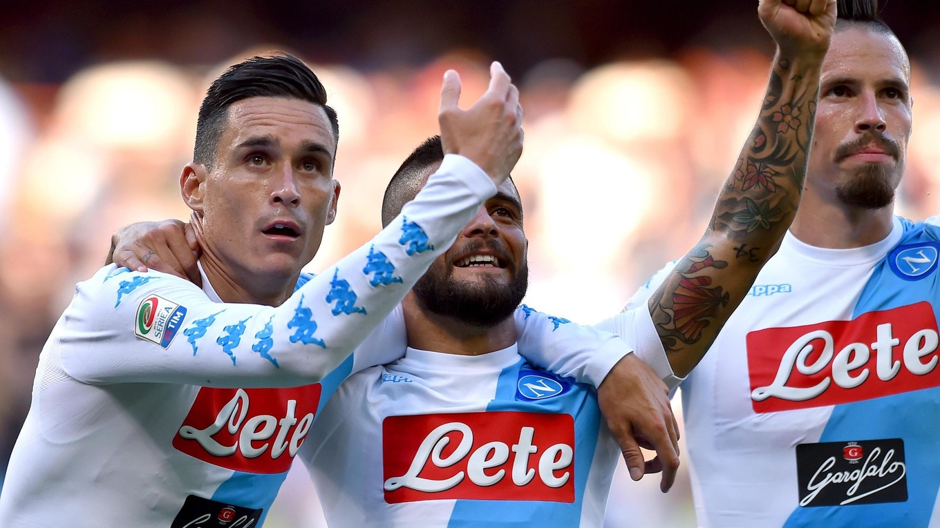 Zľava Jose Callejon, Lorenzo Insigne a Marek Hamšík po jednom z gólov.