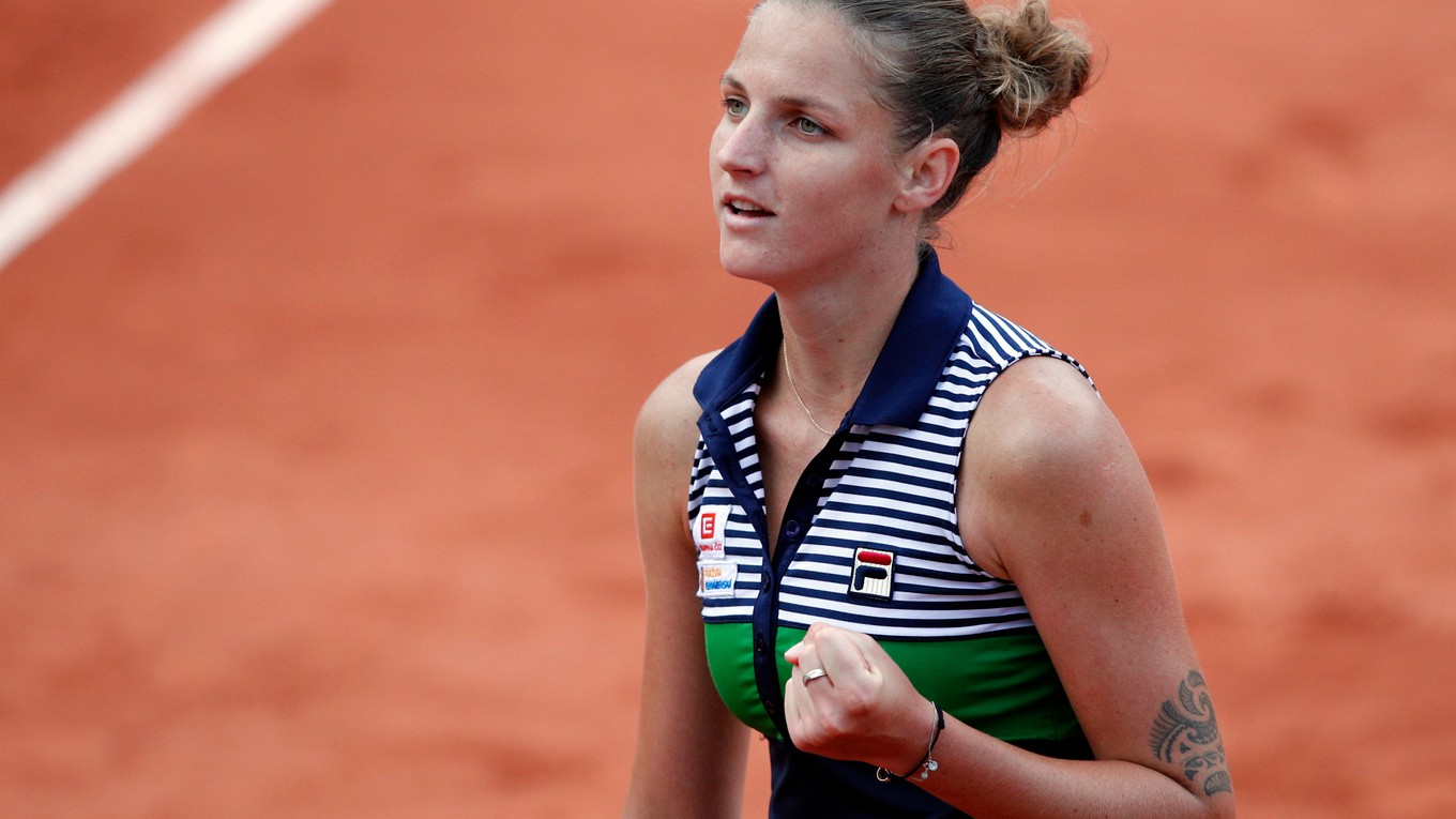 Česká tenistka Karolína Plíšková sa prebojovala na Roland Garros medzi osem najlepších.
