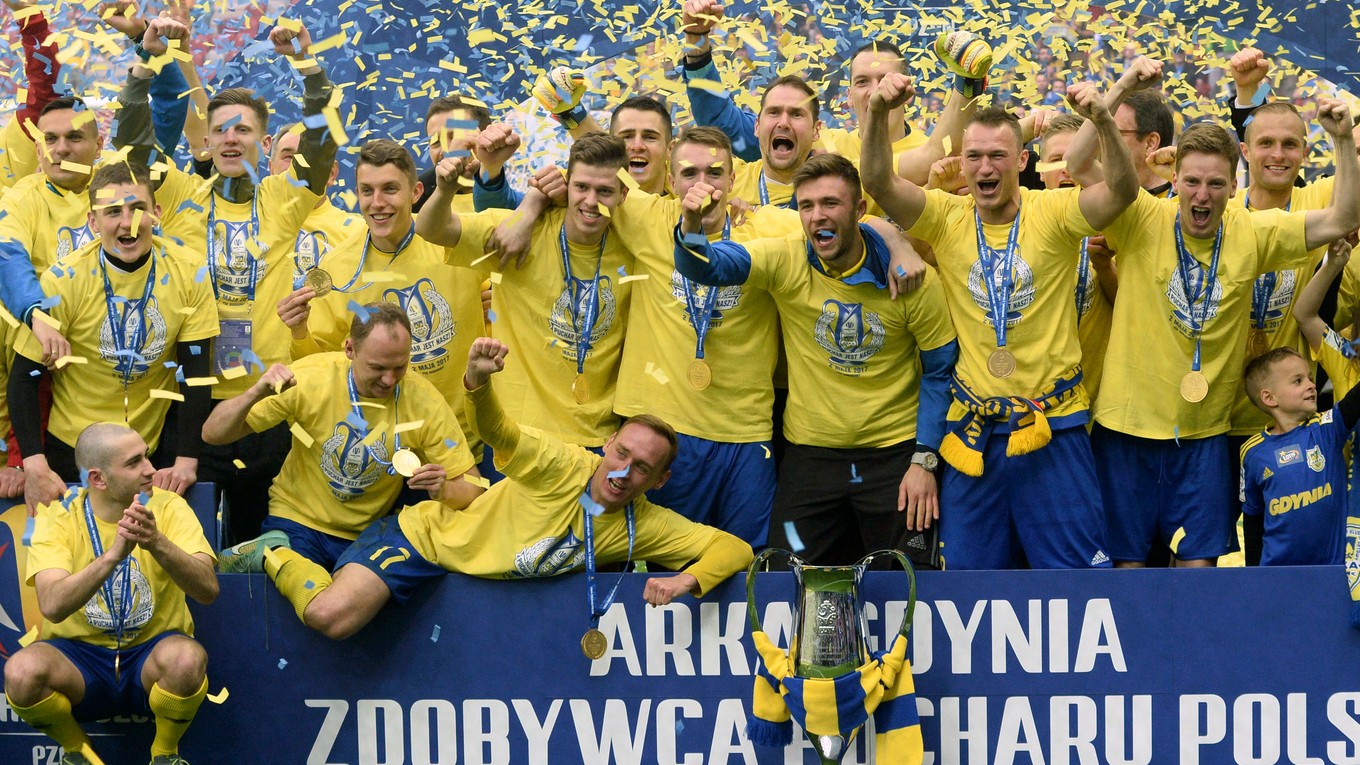 Neskôr sa do klubu vrátil v roku 2015. Za Arku odohral dovedna 96 stretnutí a strelil 3 góly. V tejto sezóne triumfoval v jej drese v Poľskom pohári. 