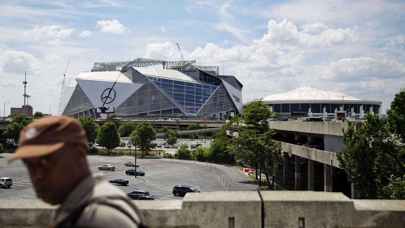 Nový supermoderný štadión Atlanty Falcons bude hotový už v lete tohto roku.