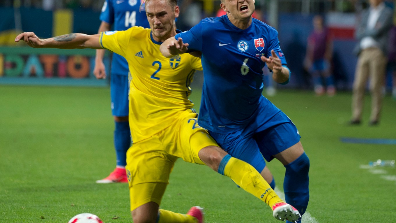 Stanislav Lobotka predviedol proti Švédsku skvelý výkon.