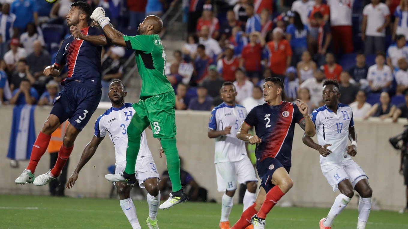 Kostarika zvíťazila tesne 1:0 nad Hondurasom.