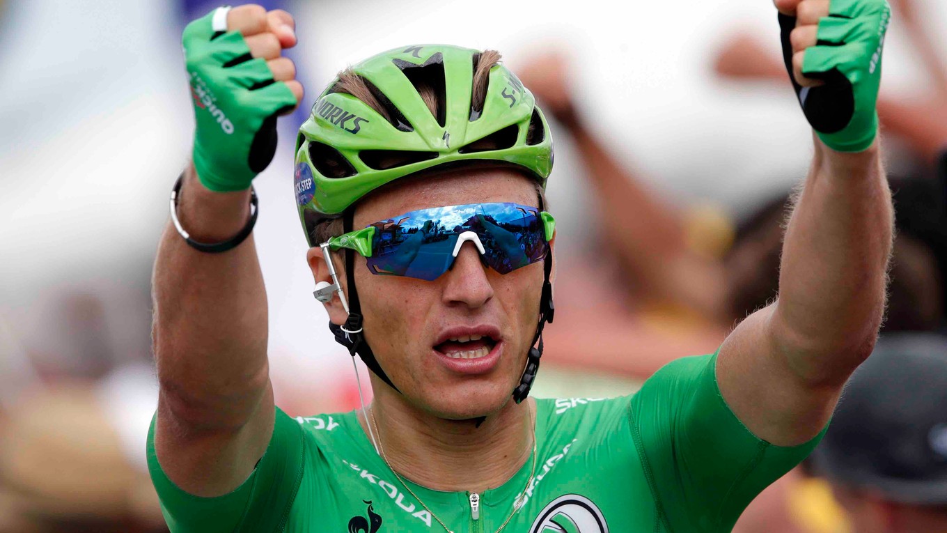 Marcel Kittel v zelenom drese presvišťal cieľovou čiarou rýchlosťou 63 km/h a vyhral 10. etapu Tour de France 2017.