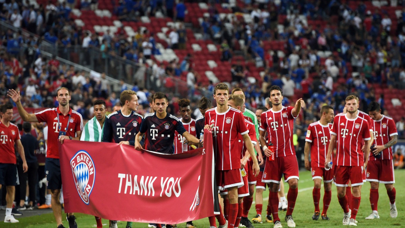 Hráči Bayernu Mníchov po víťaznom zápase proti Chelsea.