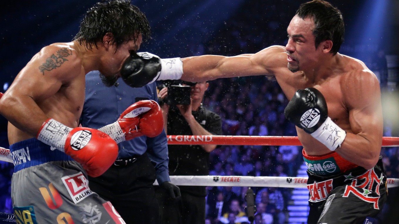 Juan Manuel Márquez (vpravo) stál v ringu aj proti Mannymu Pacquiaovi. Štyrikrát.