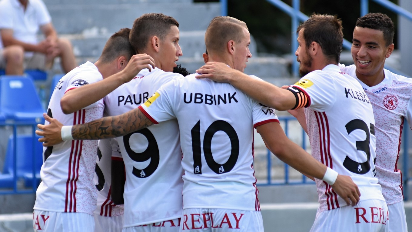 Futbalisti AS Trenčín sa tešili z hladkého víťazstva. Ilustračná fotografia.