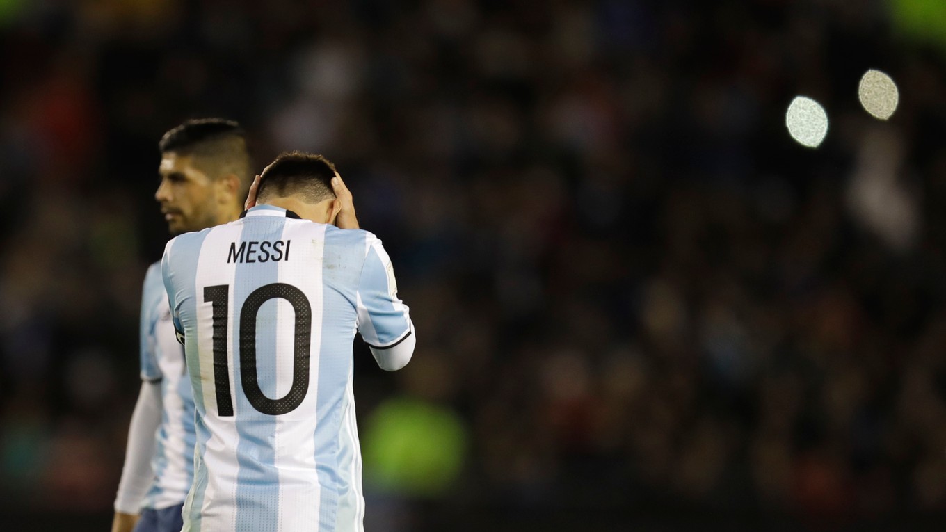 Argentíne sa ani s Messim v zostave nedarí.