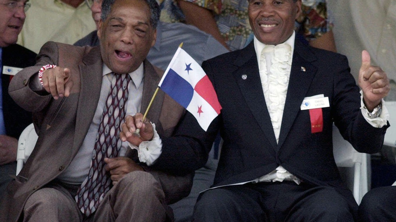 Sugar Ramos (vľavo) na fotke z roku 2001.