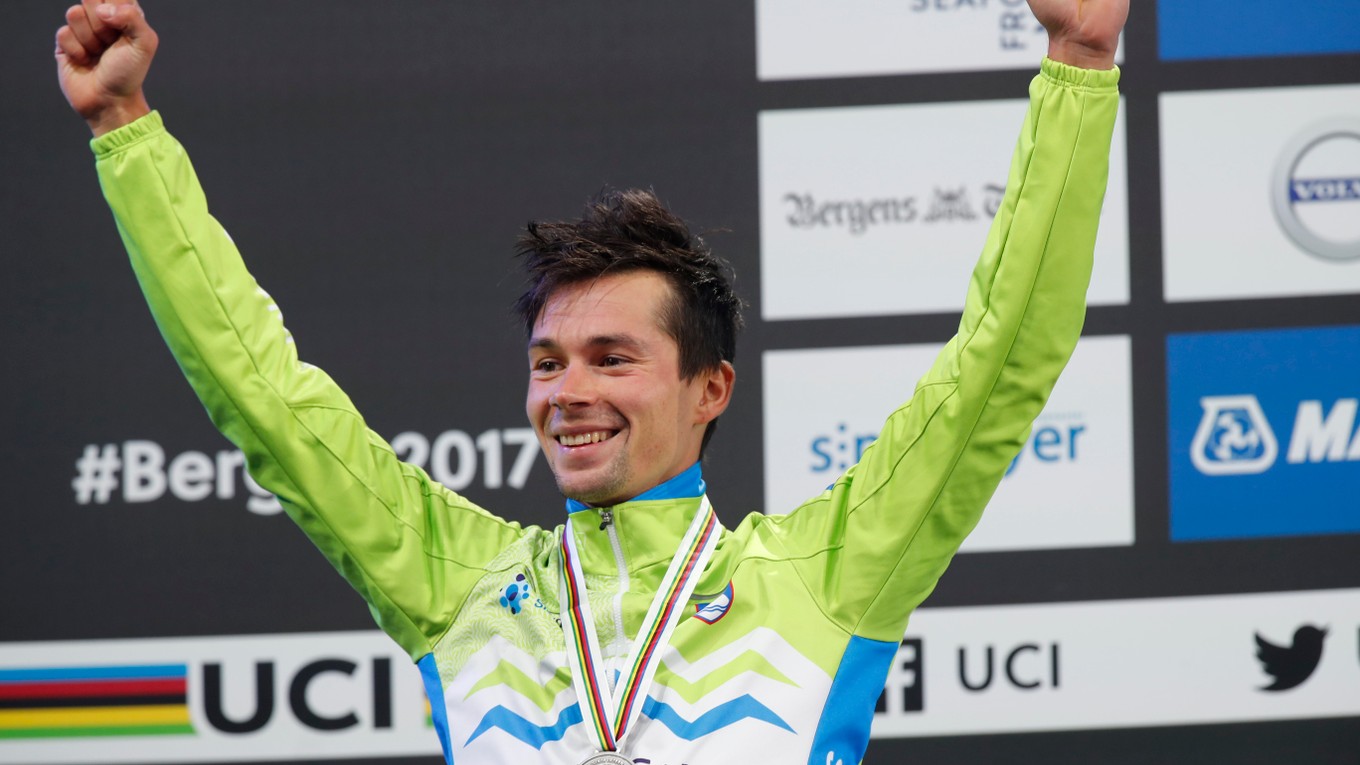 Slovinský cyklista Primož Roglič získal na MS v Bergene v individuálnej časovke striebornú medailu. 