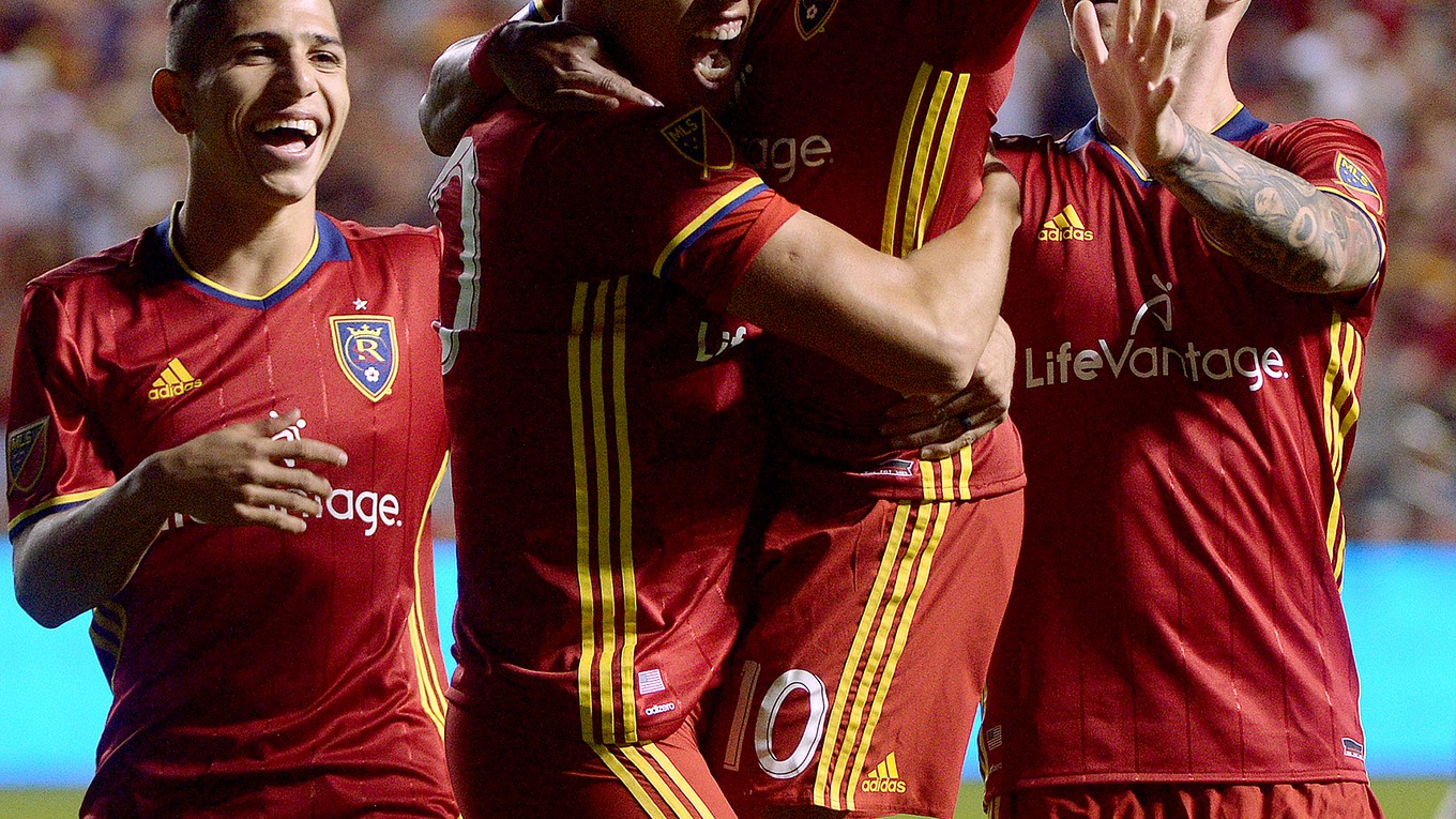 Albert Rusnák (vpravo).