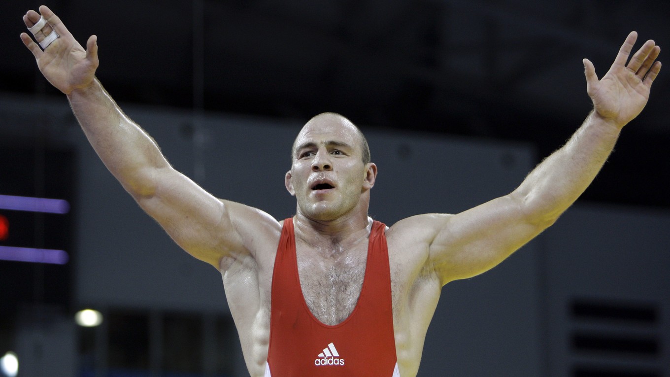 Artur Tajmazov.