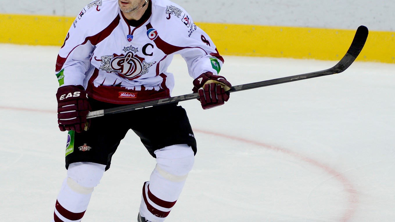 Jeden z najlepších lotyšských hokejistov histórie Sandis Ozolinš.