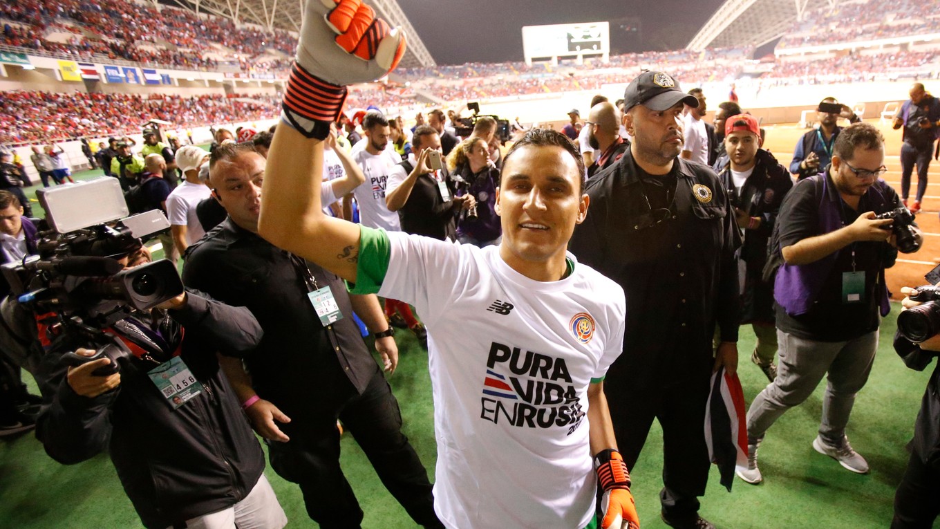 Kostarický brankár Keylor Navas sa teší z postupu na šampionát.