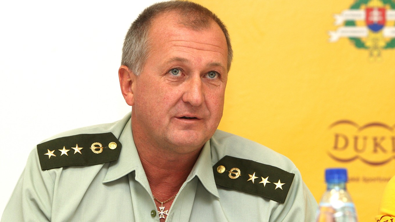 Bývalý skvelý prekážkar Igor Kováč má v rámci Dukly Banská Bystrica zastrešiť bobistov.