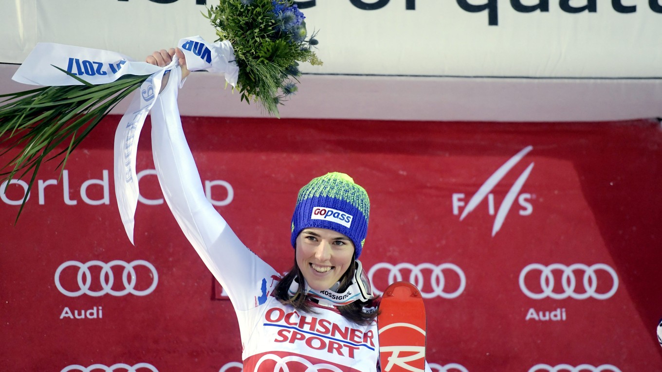 Petra Vlhová si užíva triumf v slalome Svetového pohára v Levi.