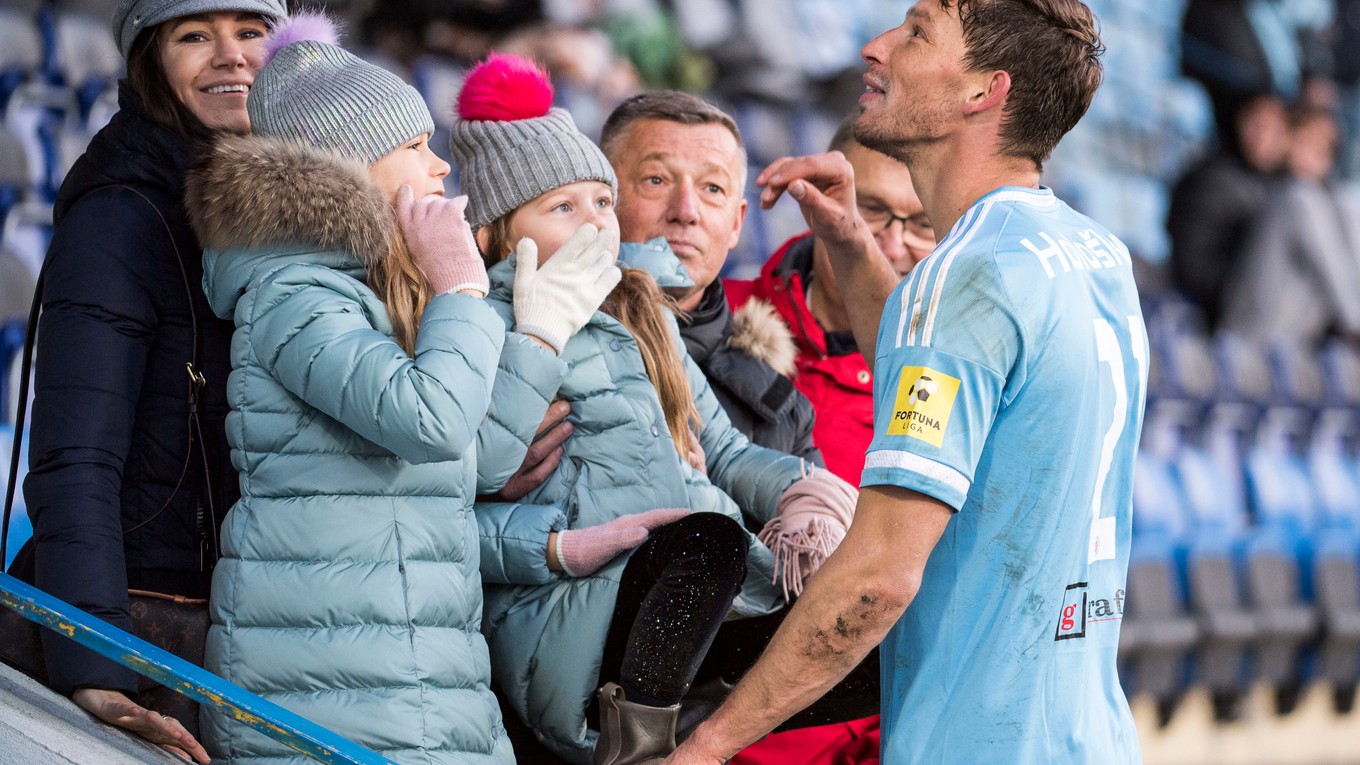 Strelec jediného gólu Filip Hološko s rodinou.