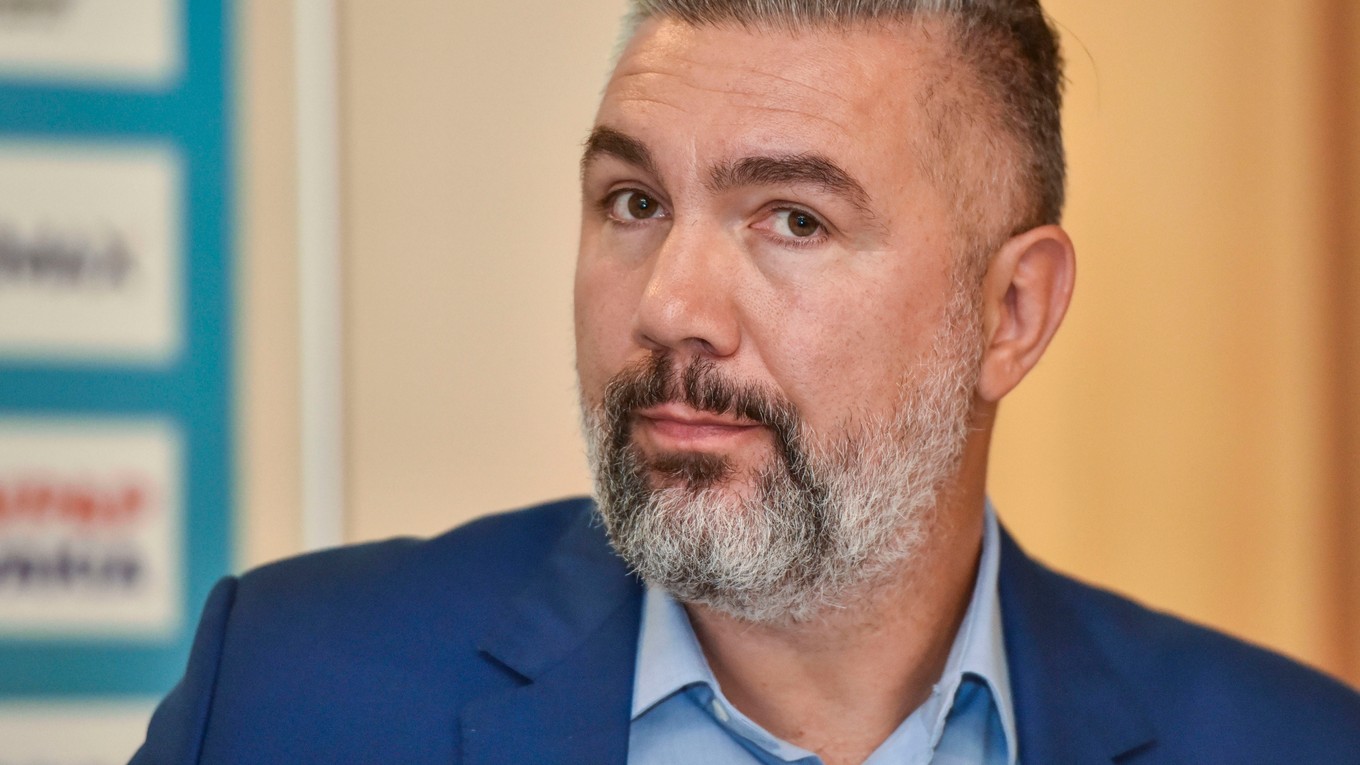 Martin Kraščenič vo funkcii nahradí Ľubora Halandu.