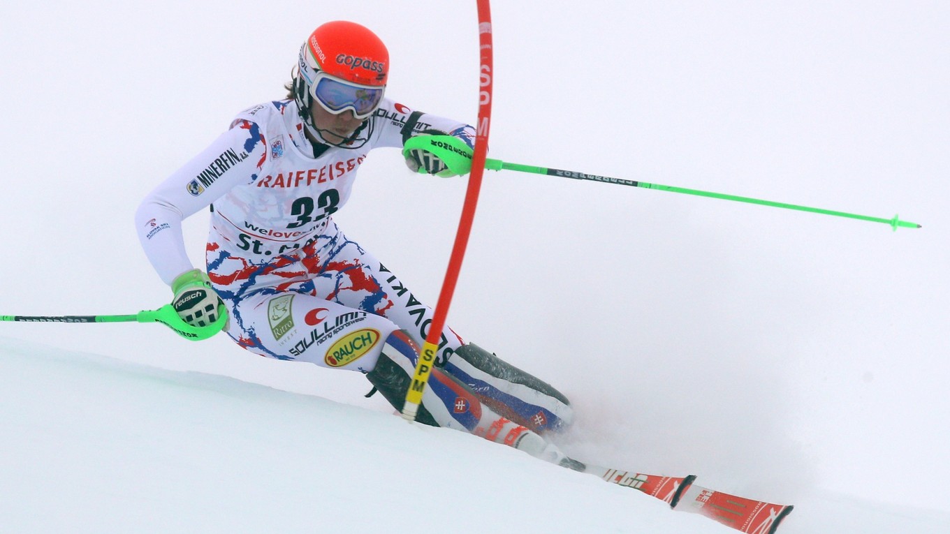 Petra Vlhová počas slalomu v súťaži alpskej kombinácie.