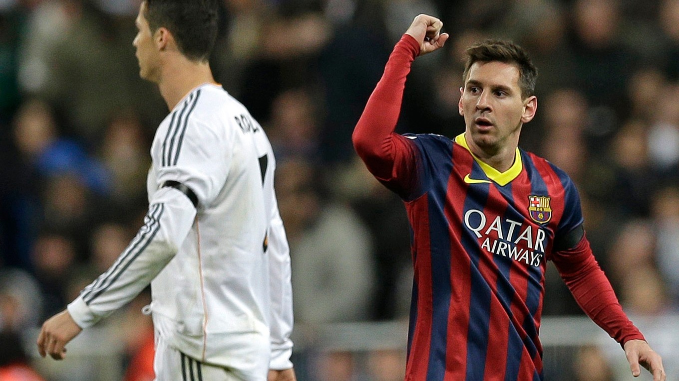 El Clásico je tiež súbojom dvoch najlepších futbalistov sveta - Lionela Messiho (vpravo) a Cristiana Ronalda.