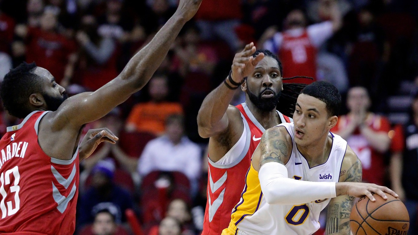 Basketbalisti LA Lakers ukončili víťaznú sériu Houstonu.