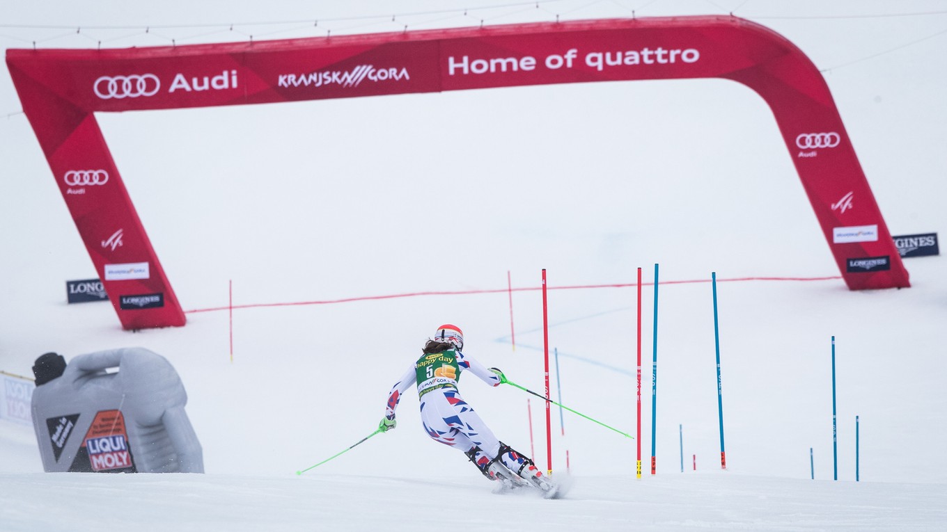 Petra Vlhová stratila v prvom kole slalomu v Kranjskej Gore 2,30 sekundy.