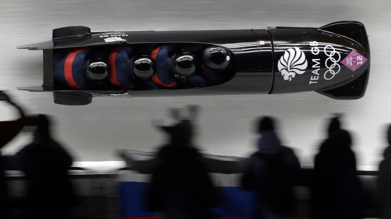 Bruce Tasker bol členom britských štvorbobov na olympiáde v Soči 2014