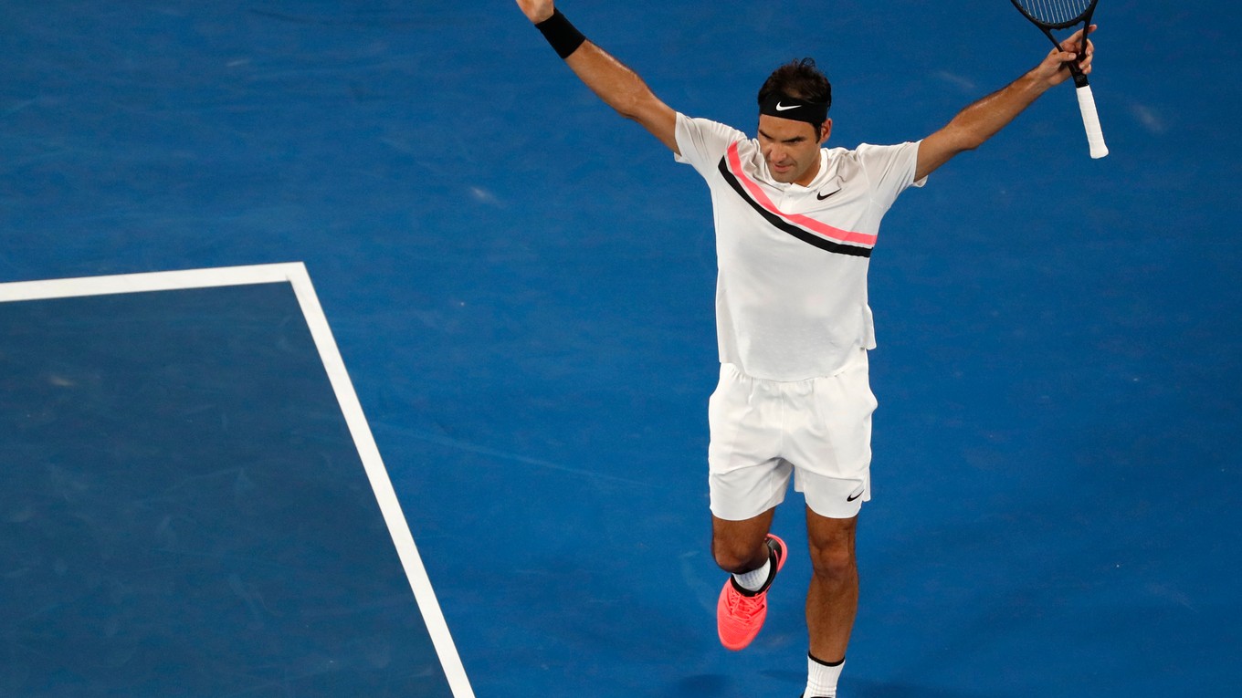 Roger Federer sa raduje z víťazstva.