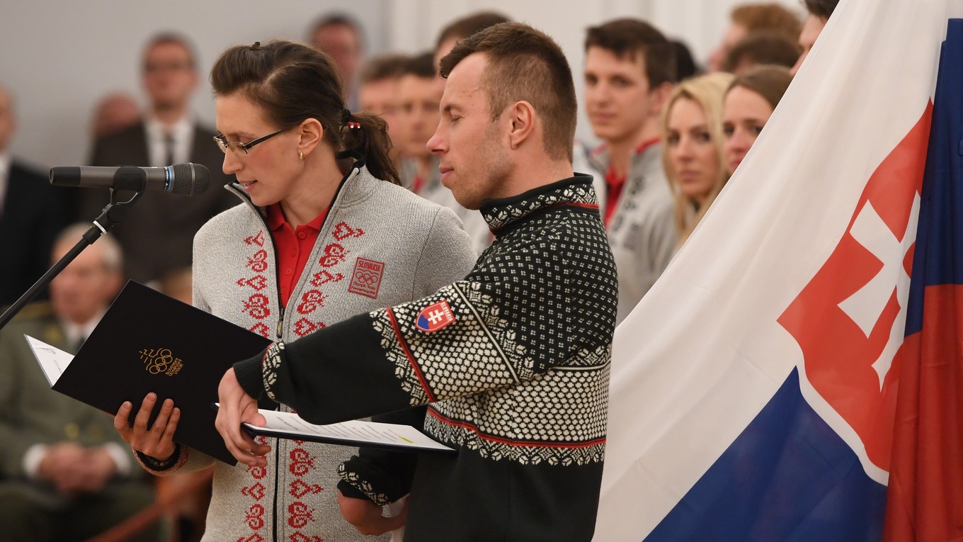 Spoločný sľub olympionikov a paralympionikov SR do rúk prezidenta SR Andreja Kisku pred odchodom na ZOH.