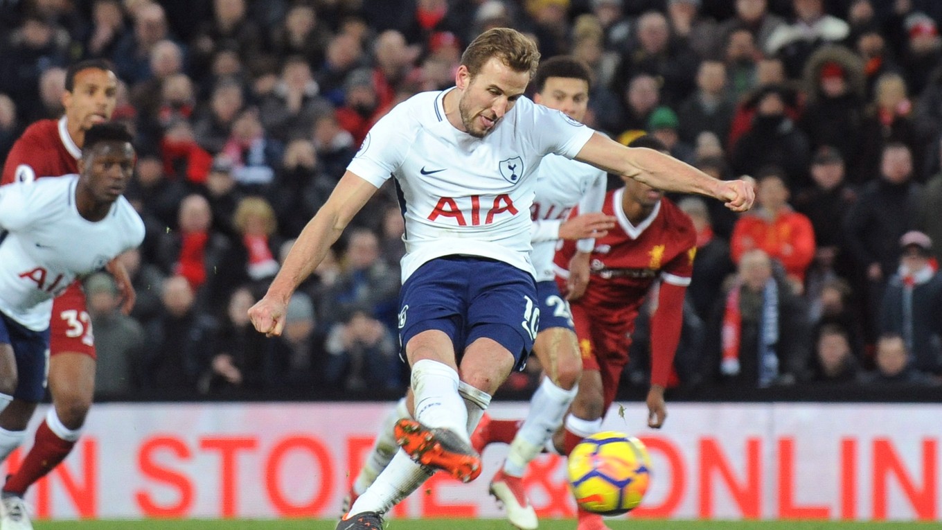 Harry Kane zachránil bod pre Tottenham gólom z pokutového kopu.