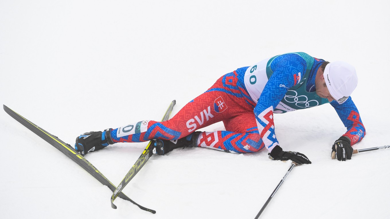Slovenský reprezentant v behu na lyžiach Peter Mlynár v cieli pretekov na 50 kilometrov takmer ani nedýchal.