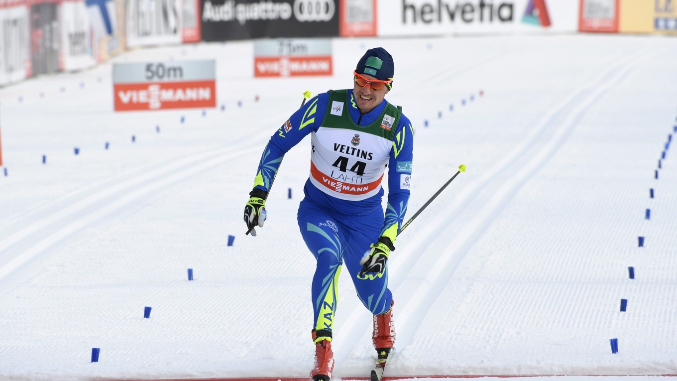 Kazach Alexej Poltoranin vyhral preteky Svetového pohára bežcov na lyžiach na 15 km klasicky.