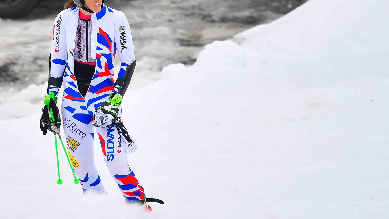Petra Vlhová nedokončila 1. kolo obrovského slalomu v Ofterschwangu.