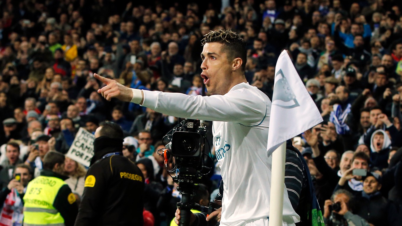 Futbalista Realu Madrid Cristiano Ronaldo sa teší po strelení gólu.