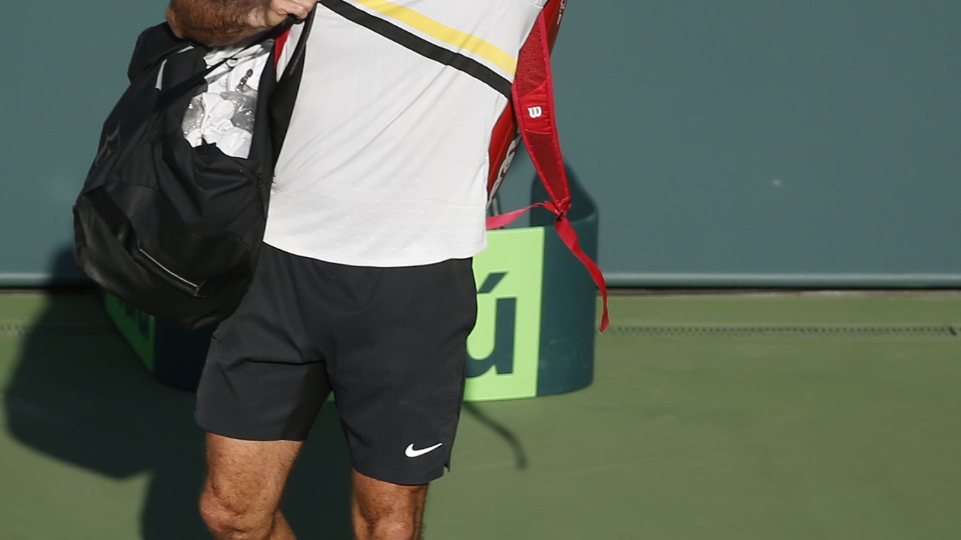 Roger Federer sa s turnajom v Miami lúčil predčasne.
