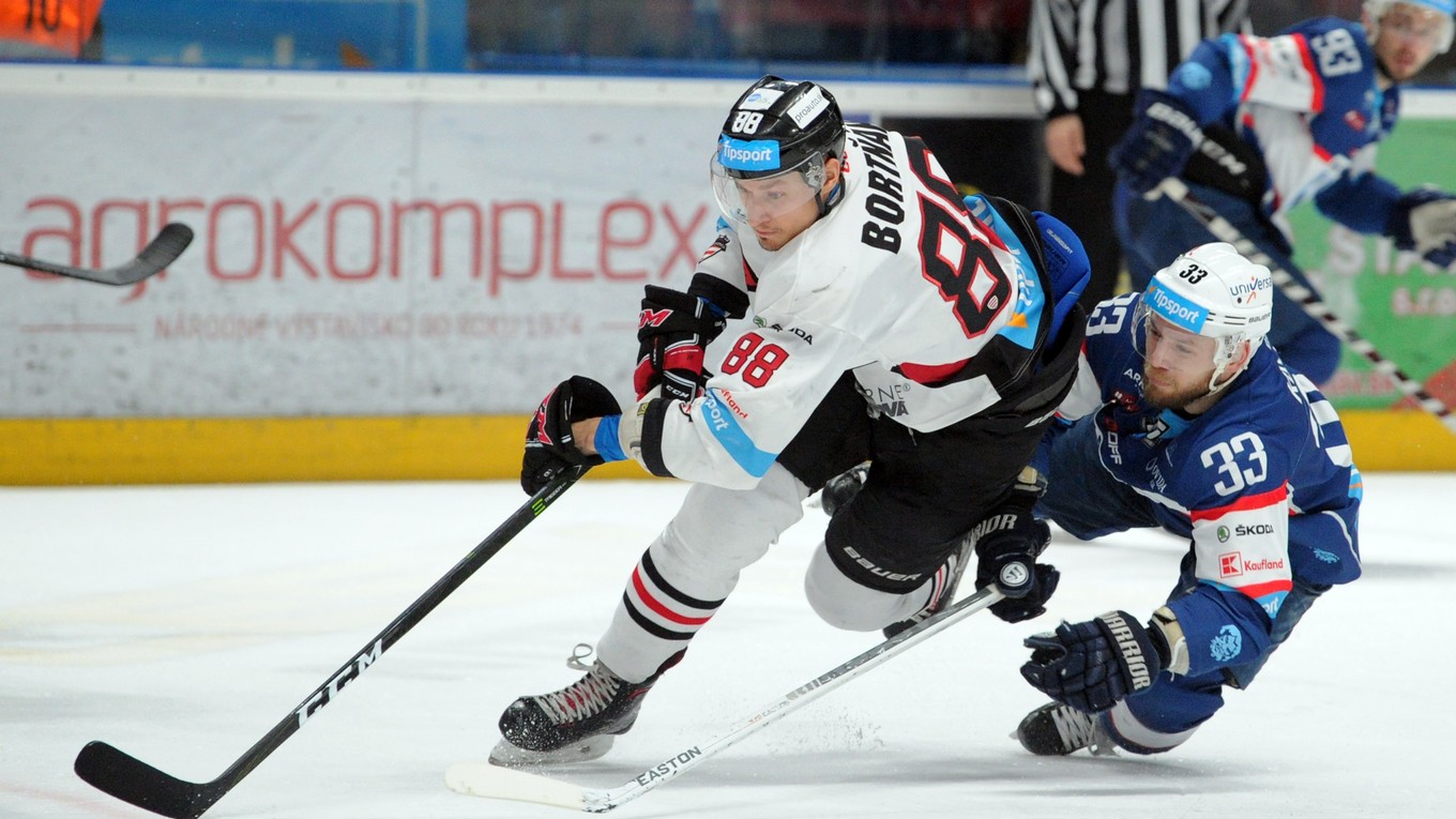 Banská Bystrica bojuje v semifinálovej série s Nitrou.