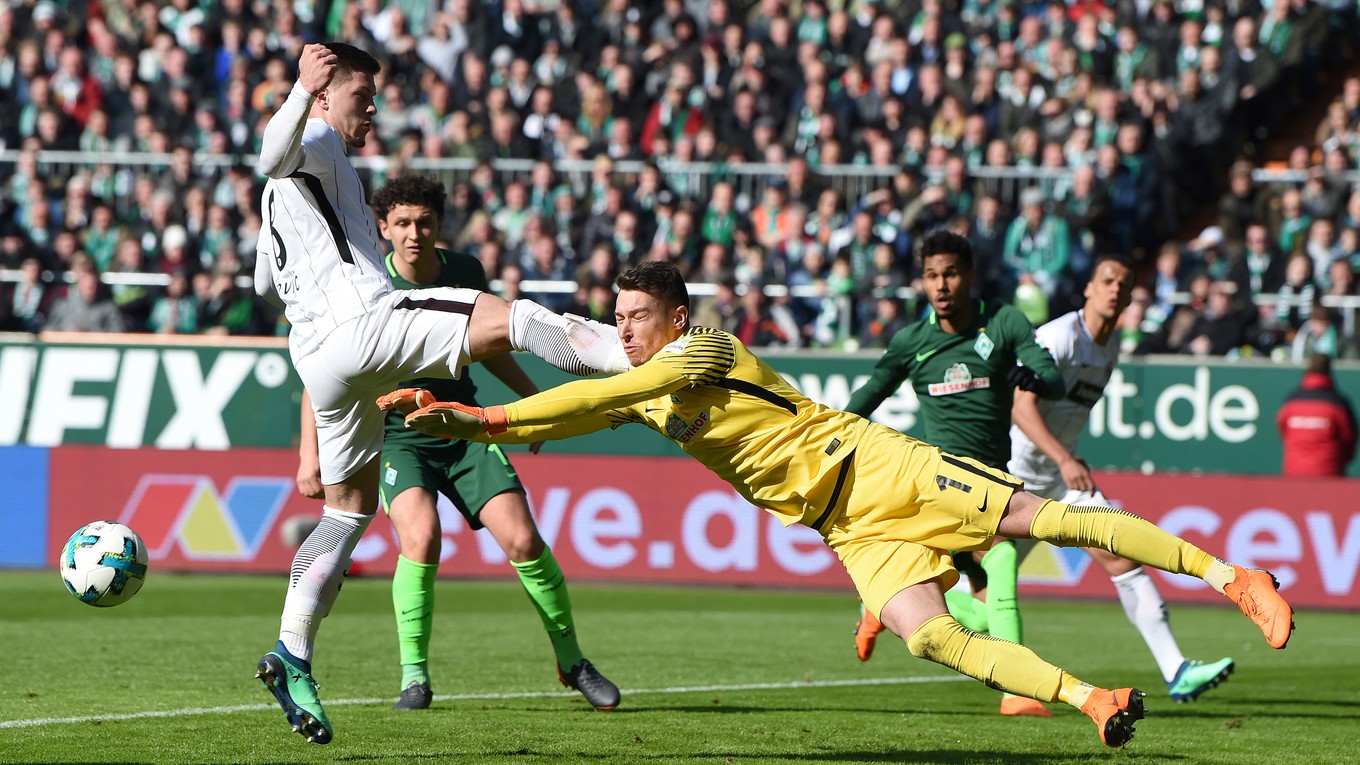 Futbalisti Werderu Brémy zdolali Eintracht Frankfurt.