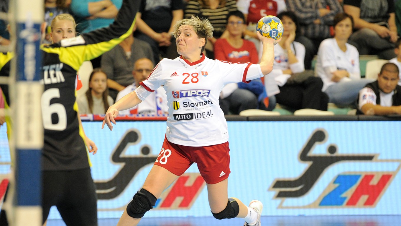 Lýdia Jakubisová v drese Slovenska, ilustračná snímka.