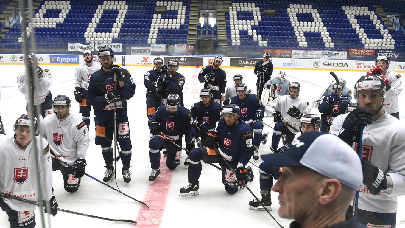 Tréning slovenskej hokejovej reprezentácie pred zápasmi Euro Hockey Challenge s Lotyšskom v Poprade.