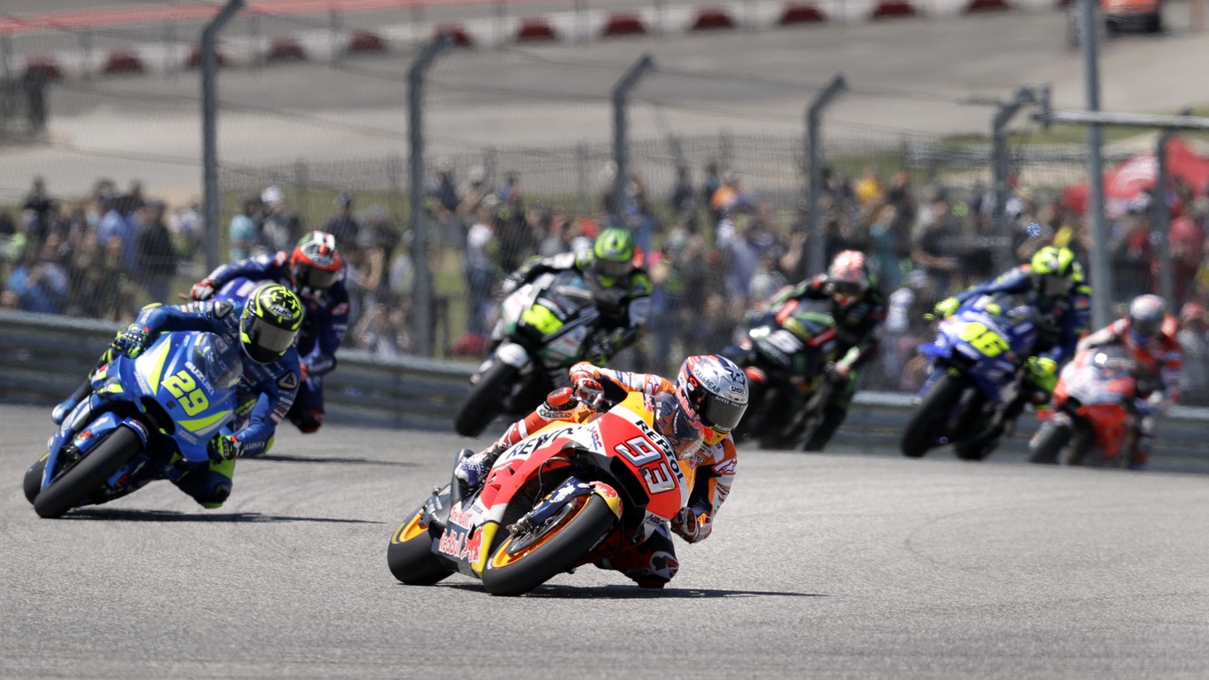 Marc Márquez (v popredí).