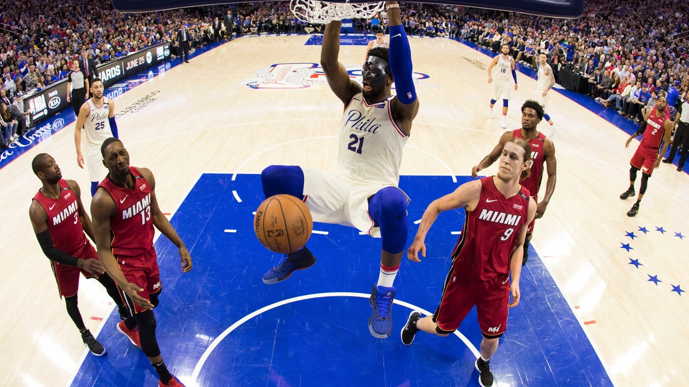 Momentka zo zápasu Philadelphia - Miami.